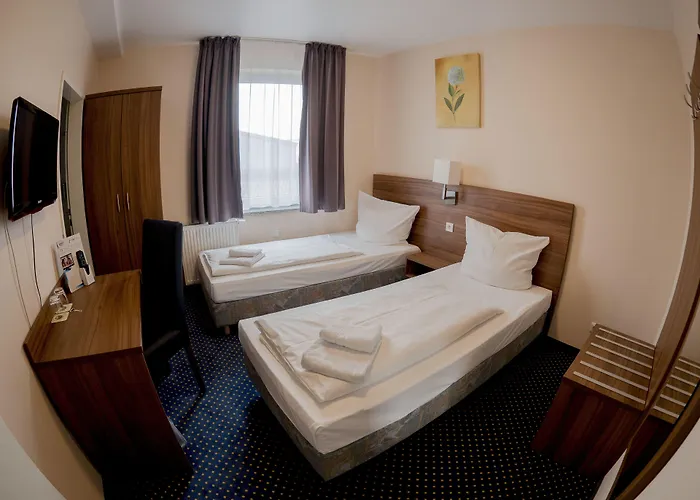 Hotel An Der Bille 2*