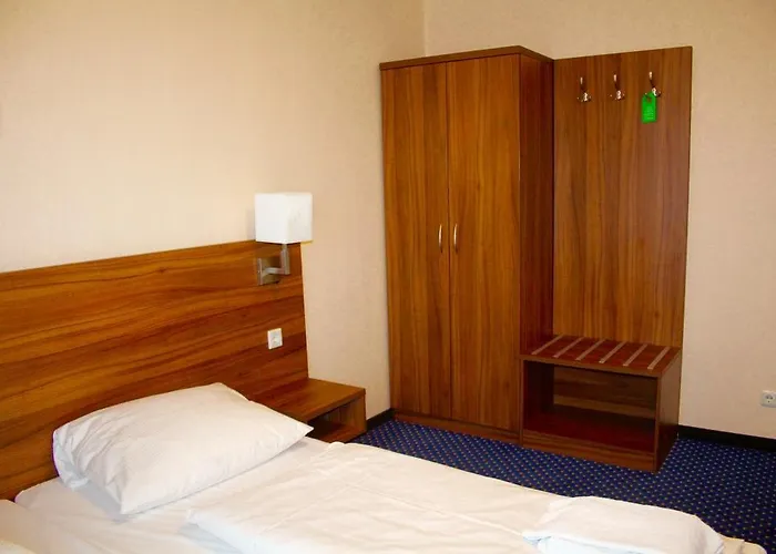Hotel An Der Bille 2*